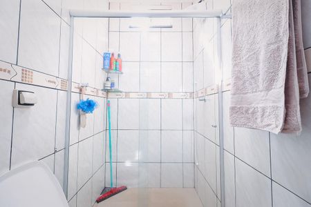 Casa à venda com 360m², 3 quartos e 3 vagas Casa à venda com 360m², 3 quartos e 3 vagasBanheiro de serviço