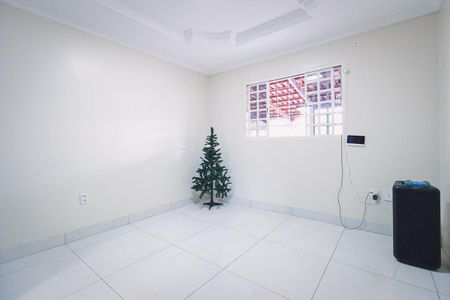 Casa à venda com 360m², 3 quartos e 3 vagas Casa à venda com 360m², 3 quartos e 3 vagasSuíte 3