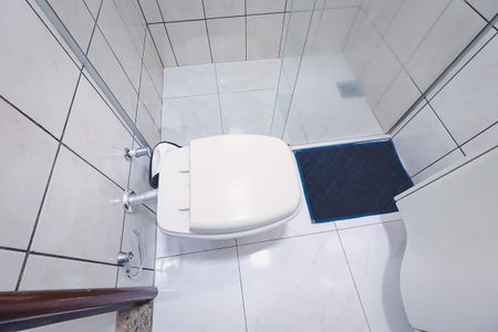 Casa à venda com 360m², 3 quartos e 3 vagas Casa à venda com 360m², 3 quartos e 3 vagasBanheiro da suíte 2