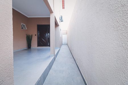 Casa à venda com 360m², 3 quartos e 3 vagas Casa à venda com 360m², 3 quartos e 3 vagasÁrea externa