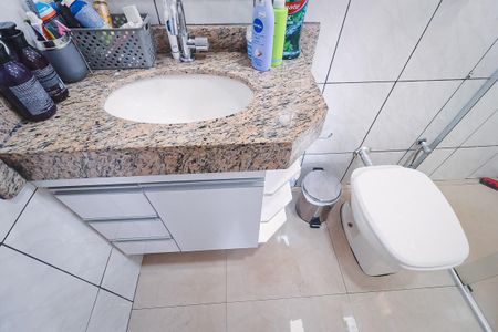 Casa à venda com 3 quartos, 360m² em Setor Faicalville, Goiânia