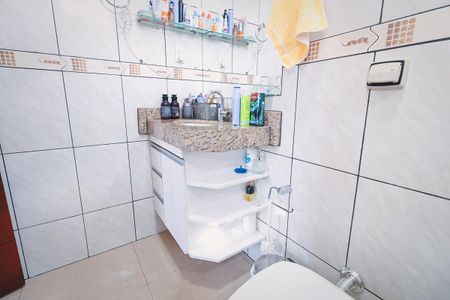 Casa à venda com 360m², 3 quartos e 3 vagas Casa à venda com 360m², 3 quartos e 3 vagasBanheiro de serviço