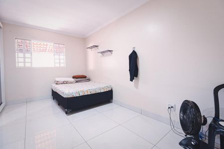 Casa à venda com 360m², 3 quartos e 3 vagas Casa à venda com 360m², 3 quartos e 3 vagasSuíte 2