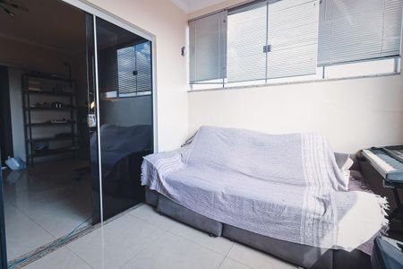 Quarto de casa à venda com 3 quartos, 360m² em Setor Faicalville, Goiânia