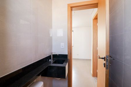 Apartamento à venda com 53m², 2 quartos e 1 vaga Apartamento à venda com 53m², 2 quartos e 1 vagaBanheiro