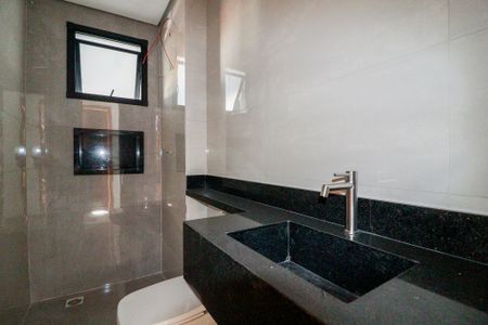 Apartamento à venda com 40m², 2 quartos e sem vaga Apartamento à venda com 40m², 2 quartos e sem vagaBanheiro