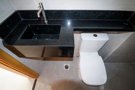 Apartamento à venda com 46m², 2 quartos e 1 vagaBanheiro