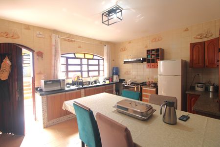 Cozinha de casa à venda com 3 quartos, 450m² em Pedreira, São Paulo