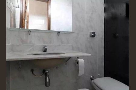 Casa à venda com 3 quartos, 149m² em Vila Carrão, São Paulo