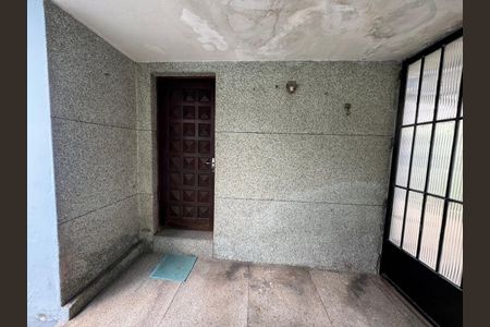 Casa à venda com 5 quartos, 180m² em Vila Augusta, Guarulhos