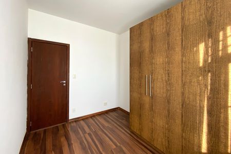 Apartamento à venda com 100m², 3 quartos e 2 vagas Apartamento à venda com 100m², 3 quartos e 2 vagasQuarto 3