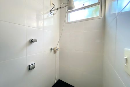 Apartamento à venda com 100m², 3 quartos e 2 vagas Apartamento à venda com 100m², 3 quartos e 2 vagasBanheiro de serviço
