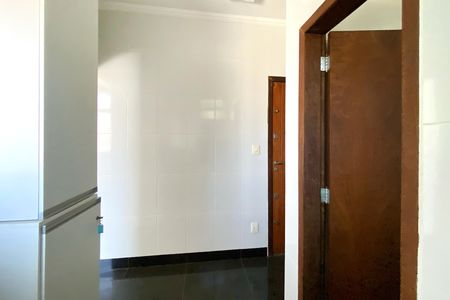 Apartamento à venda com 100m², 3 quartos e 2 vagas Apartamento à venda com 100m², 3 quartos e 2 vagasÁrea de Serviço