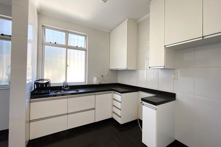 Apartamento à venda com 100m², 3 quartos e 2 vagas Apartamento à venda com 100m², 3 quartos e 2 vagasCozinha