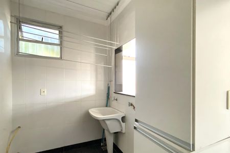 Apartamento à venda com 100m², 3 quartos e 2 vagas Apartamento à venda com 100m², 3 quartos e 2 vagasÁrea de Serviço