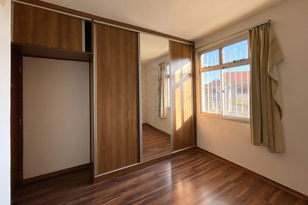 Apartamento à venda com 100m², 3 quartos e 2 vagas Apartamento à venda com 100m², 3 quartos e 2 vagasSuite