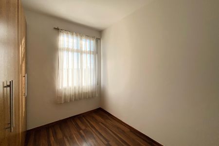 Apartamento à venda com 100m², 3 quartos e 2 vagas Apartamento à venda com 100m², 3 quartos e 2 vagasQuarto 3
