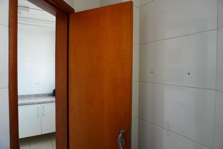 Área de Serviço de apartamento para alugar com 4 quartos, 156m² em Centro, Americana