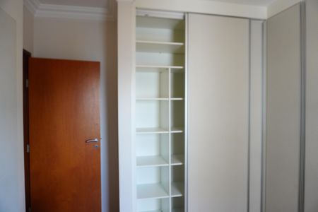 Apartamento para alugar com 156m², 4 quartos e 2 vagasQuarto 2
