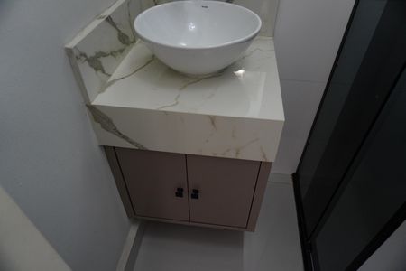 Apartamento para alugar com 156m², 4 quartos e 2 vagasBanheiro 3
