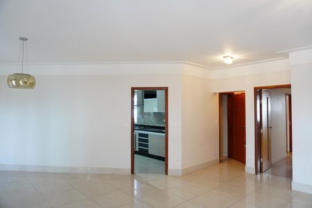 Apartamento para alugar com 156m², 4 quartos e 2 vagasSala