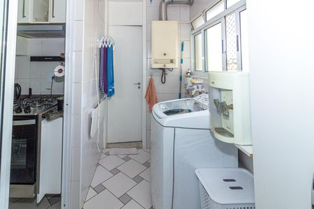 Apartamento à venda com 95m², 3 quartos e 2 vagas Apartamento à venda com 95m², 3 quartos e 2 vagasÁrea de Serviço