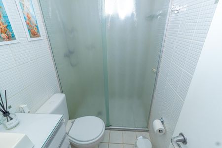 Apartamento à venda com 95m², 3 quartos e 2 vagas Apartamento à venda com 95m², 3 quartos e 2 vagasBanheiro da Suíte