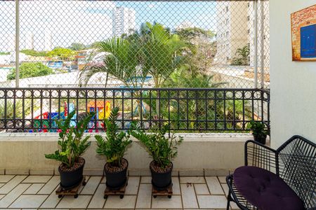 Apartamento à venda com 95m², 3 quartos e 2 vagas Apartamento à venda com 95m², 3 quartos e 2 vagasVaranda da Sala