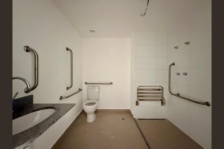 Banheiro de kitnet/studio à venda com 1 quarto, 35m² em Cidade Monções, São Paulo
