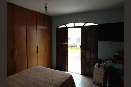 Casa à venda com 3 quartos, 137m² em Jardim Santa Mena, Guarulhos