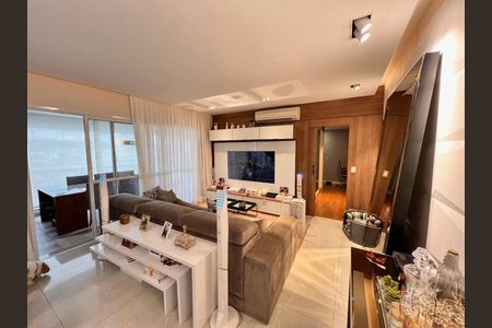 Apartamento à venda com 3 quartos, 116m² em Jardim Santa Mena, Guarulhos