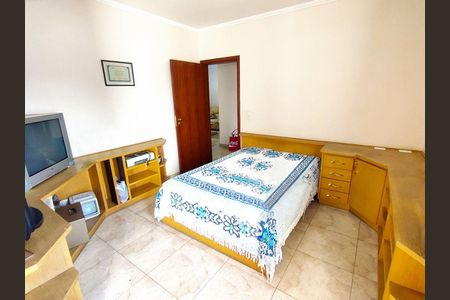 Casa à venda com 4 quartos, 250m² em Jardim Maria Helena, Guarulhos