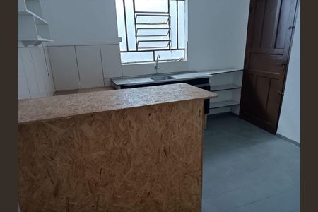 Casa à venda com 150m², 1 quarto e 6 vagas