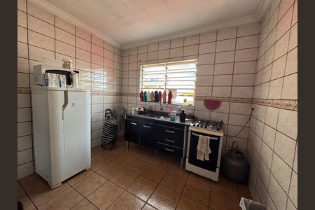 Casa à venda com 150m², 5 quartos e 2 vagas Casa à venda com 150m², 5 quartos e 2 vagasCozinha - Casa 03