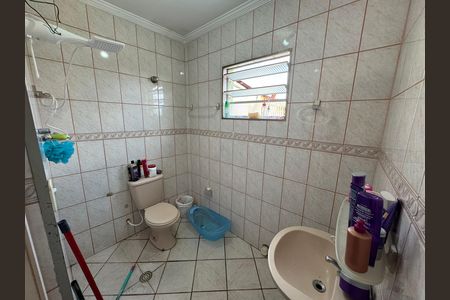 Casa à venda com 150m², 5 quartos e 2 vagas Casa à venda com 150m², 5 quartos e 2 vagasBanheiro 2 - Casa 03