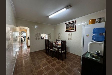 Casa à venda com 3 quartos, 120m² em Vila Nelson, São Paulo