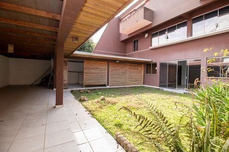 Área comum de casa à venda com 7 quartos, 850m² em Santa Quiteria, Curitiba