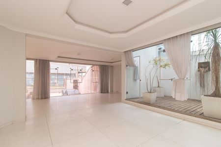 Casa à venda com 7 quartos, 850m² em Santa Quiteria, Curitiba
