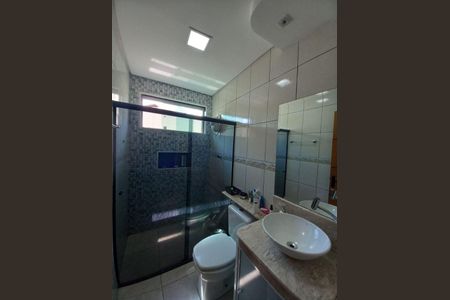 Casa à venda com 3 quartos, 256m² em Jardim Santa Mena, Guarulhos