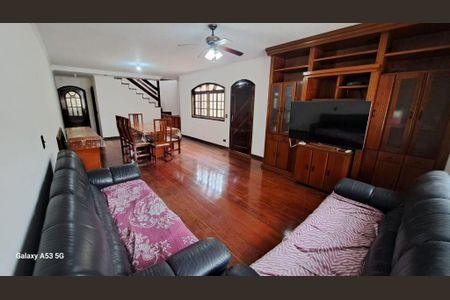 Casa à venda com 3 quartos, 138m² em Vila Augusta, Guarulhos