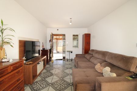 Casa à venda com 5 quartos, 150m² em Vila Brasil, São Paulo