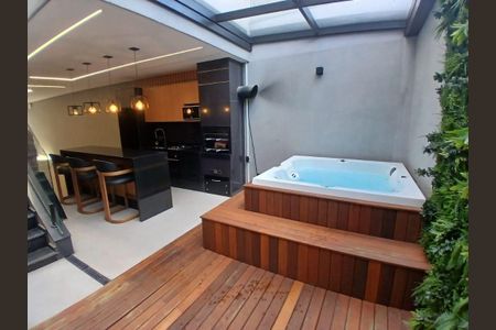 Casa à venda com 125m², 3 quartos e 5 vagas
