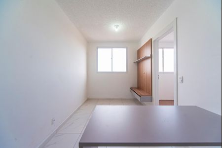 Sala de apartamento para alugar com 2 quartos, 35m² em Vila Sacadura Cabral, Santo André