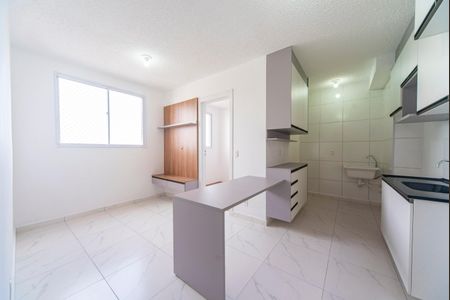 Sala de apartamento para alugar com 2 quartos, 35m² em Vila Sacadura Cabral, Santo André