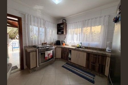 Casa à venda com 3 quartos, 160m² em Jardim Paraventi, Guarulhos