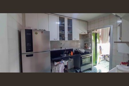 Cozinha de apartamento à venda com 2 quartos, 53m² em Jardim Cláudia, São Paulo