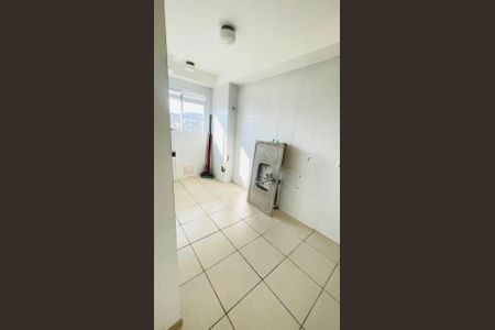 Cozinha de apartamento para alugar com 2 quartos, 46m² em Vila Nina, São Paulo