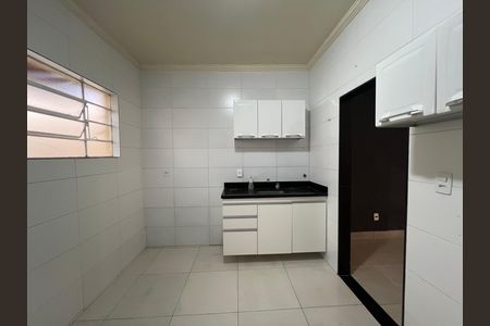Cozinha de casa à venda com 2 quartos, 59m² em Ouro Preto, Belo Horizonte