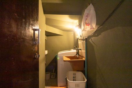 Área de Serviço de casa à venda com 3 quartos, 219m² em Uberaba, Curitiba