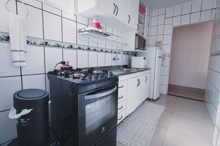 Cozinha/Área de serviço de apartamento para alugar com 2 quartos, 66m² em Setor Bueno, Goiânia